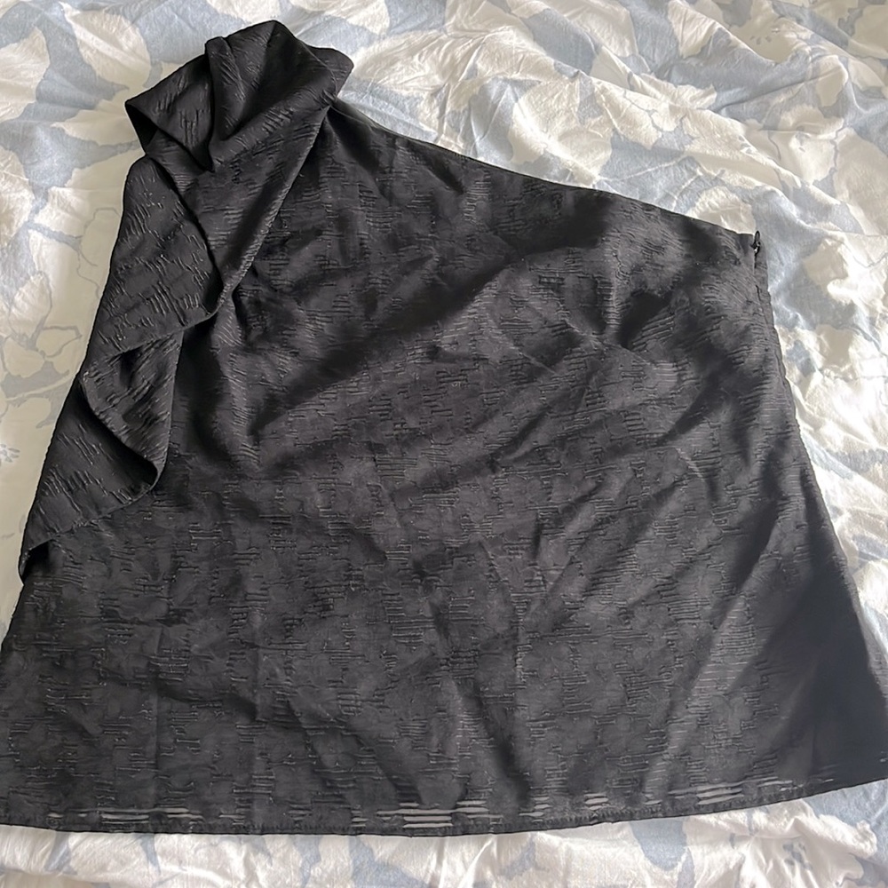 Banana Republic One Shoulder Ruffled Black Blouse